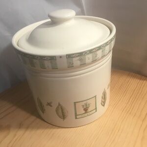 Pfaltzgraff Portfolio Naturewood Medium 2 Quart Coffee Canister #503